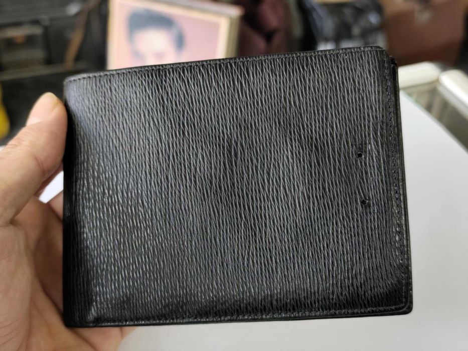 Кожен портфейл S.T. Dupont