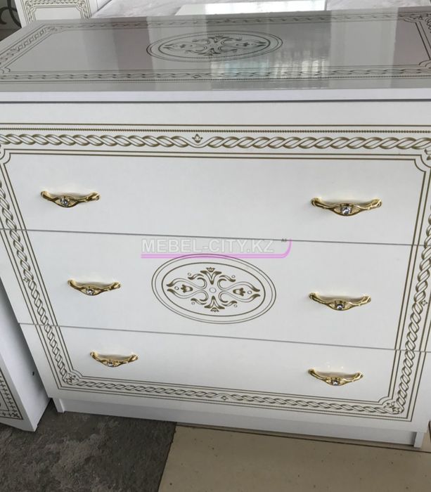 Продам шкаф и комод