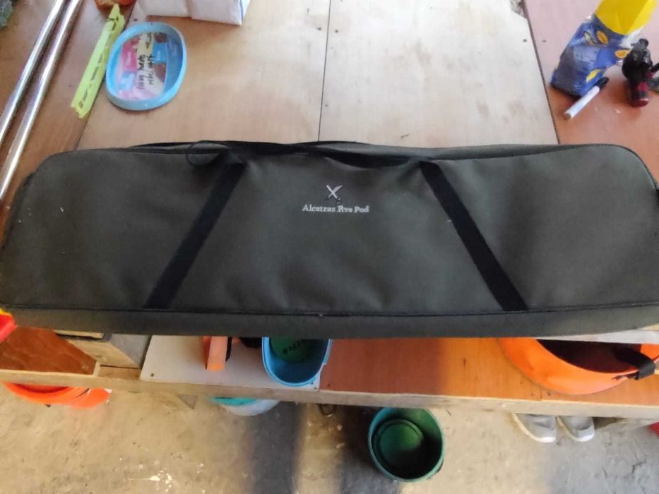 Vand Rod Pod X 2 Alcatraz cu 4 posturi pt pescuit la crap...