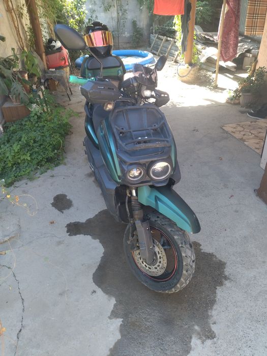 Мотоцикл скутер Танк