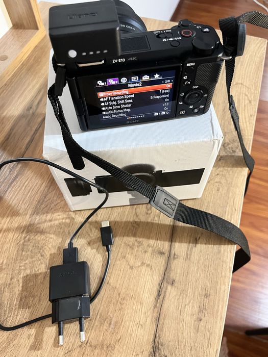 Фотокамера Sony ZV-E10 4K (в идеале) + вспышка