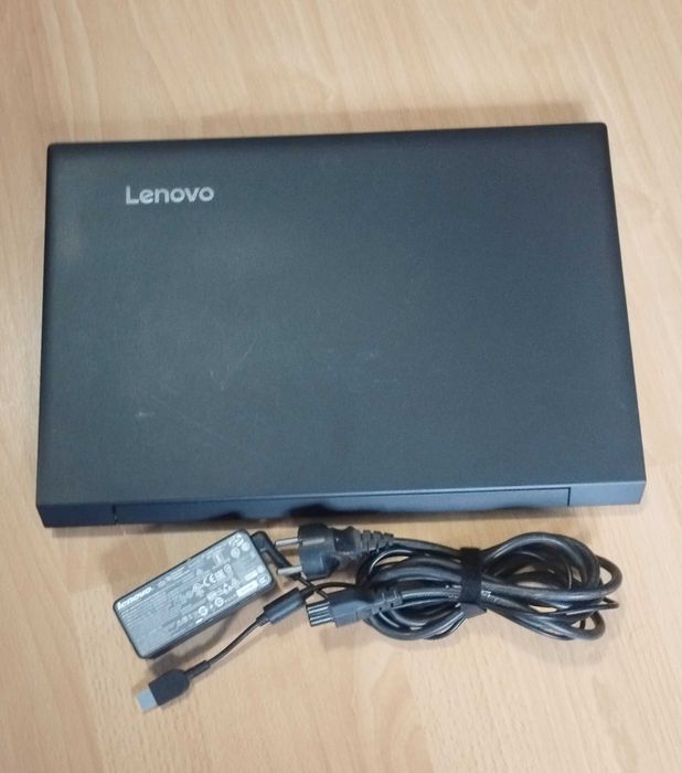 Lenovo V110, Core I3 gen 6, 8GB DDR4, SSD 240GB, HD520, baterie 2 ore