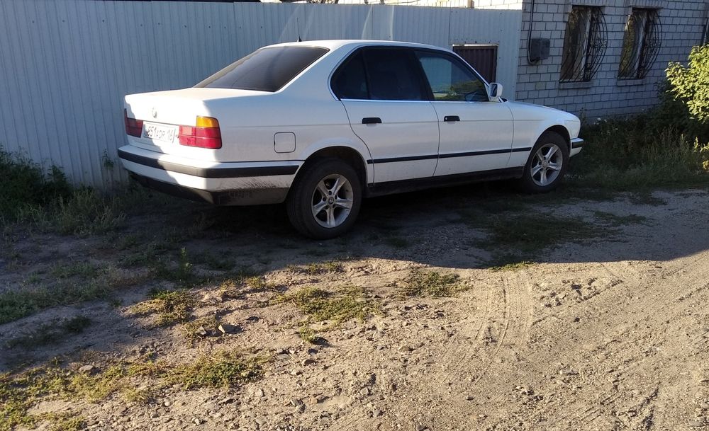 БМВ Е34, м20 дв,без дтп