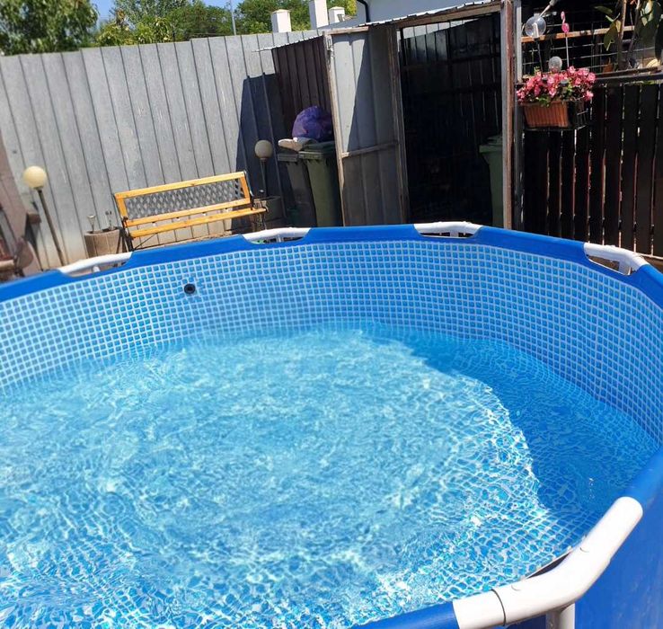 Piscina cu cadru metalic Intex supraterana rotunda
