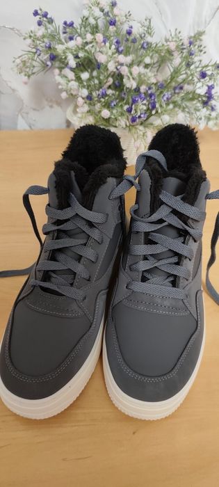 Зимние. Новые. Размер 37