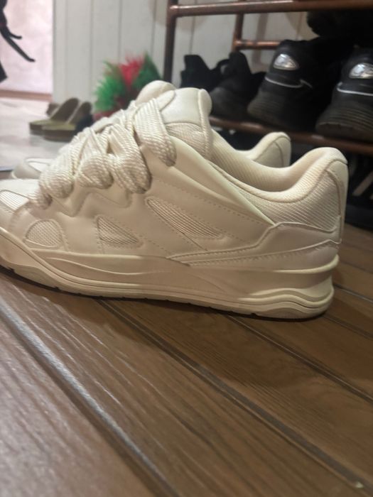 Bershka обувки 42