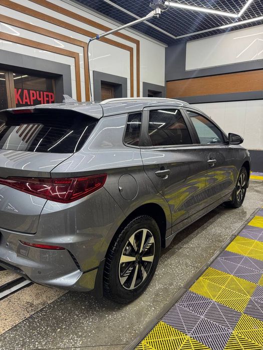 Byd e2 luxury 2024