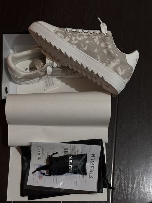 Numeris Кроссовки