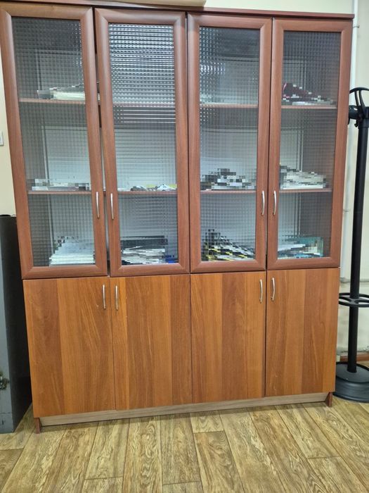 Офисная мебель продается