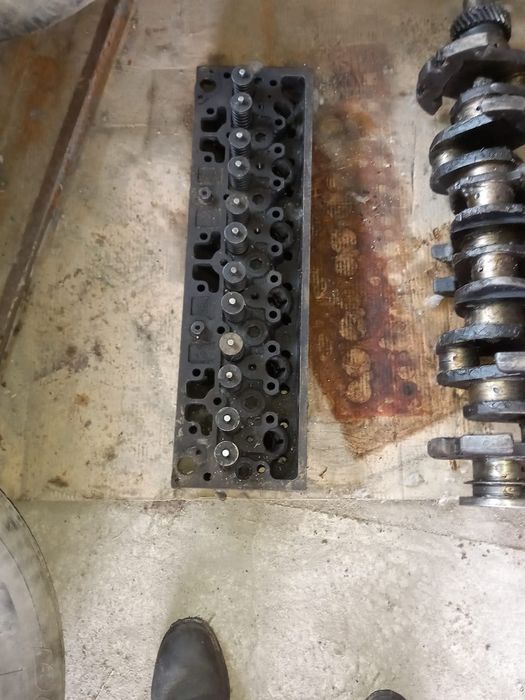 Запчасти Mersedes 813