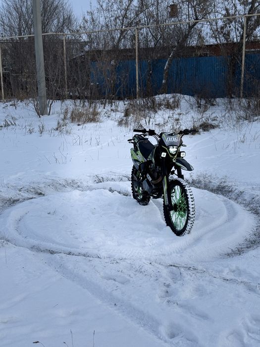 Продам мотоцикл Эндуро 250 куб