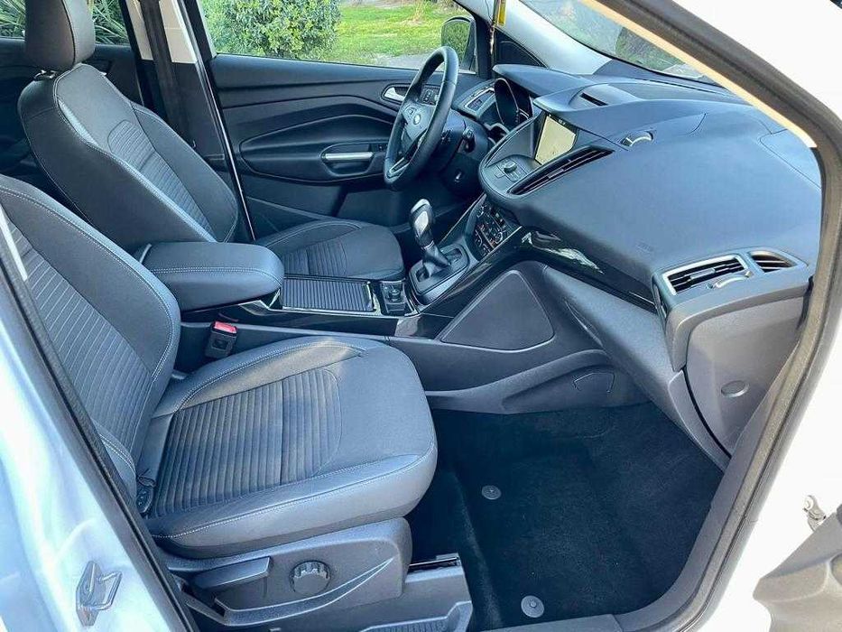 FORD KUGA stare foarte buna