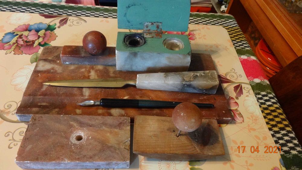 Vand set compus din calimara, toc, cutit, suport sugativa vintage