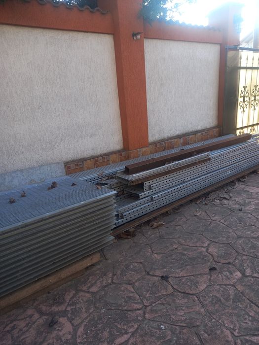 Fier nou pt construcții sau scări exterioare