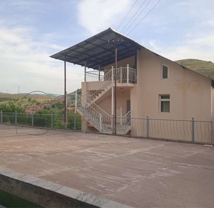 Продается 300 соток земли зона отдыха Чарвак (Кизил Сув)