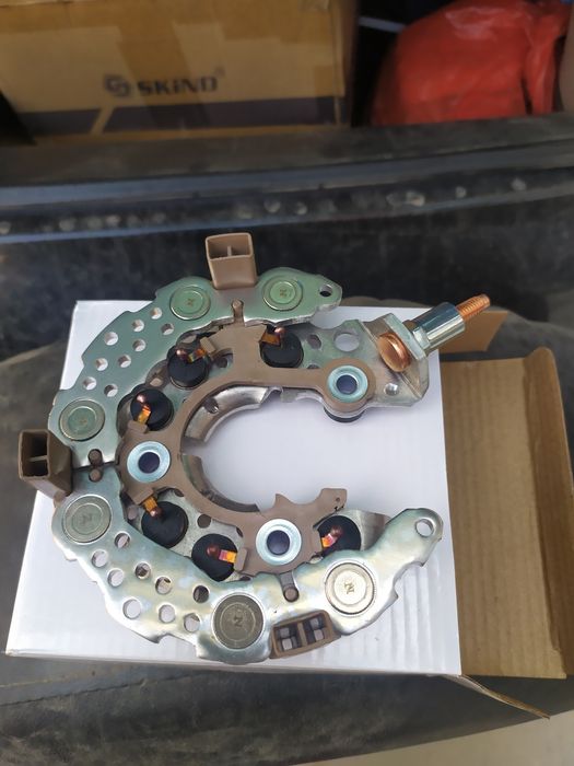 Диодный мост Камри 40