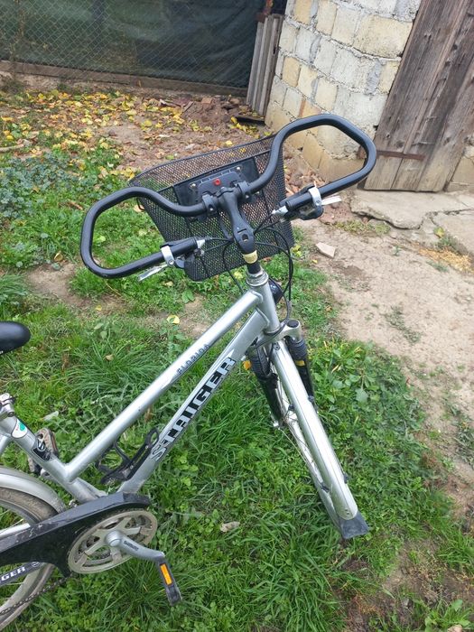 Vând bicicleta  de damă  în stare bună