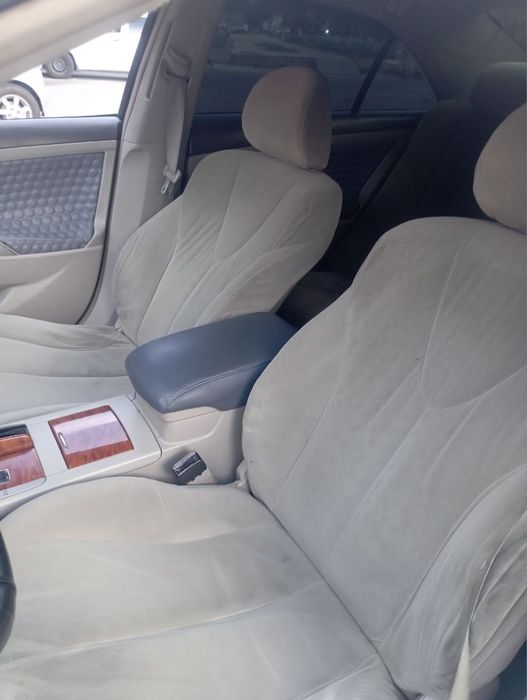 Toyota Camry 40tali sotiladi