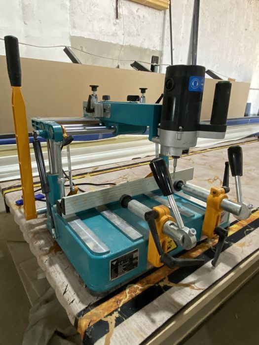 Станок Yilmaz вертикально-фрезерный