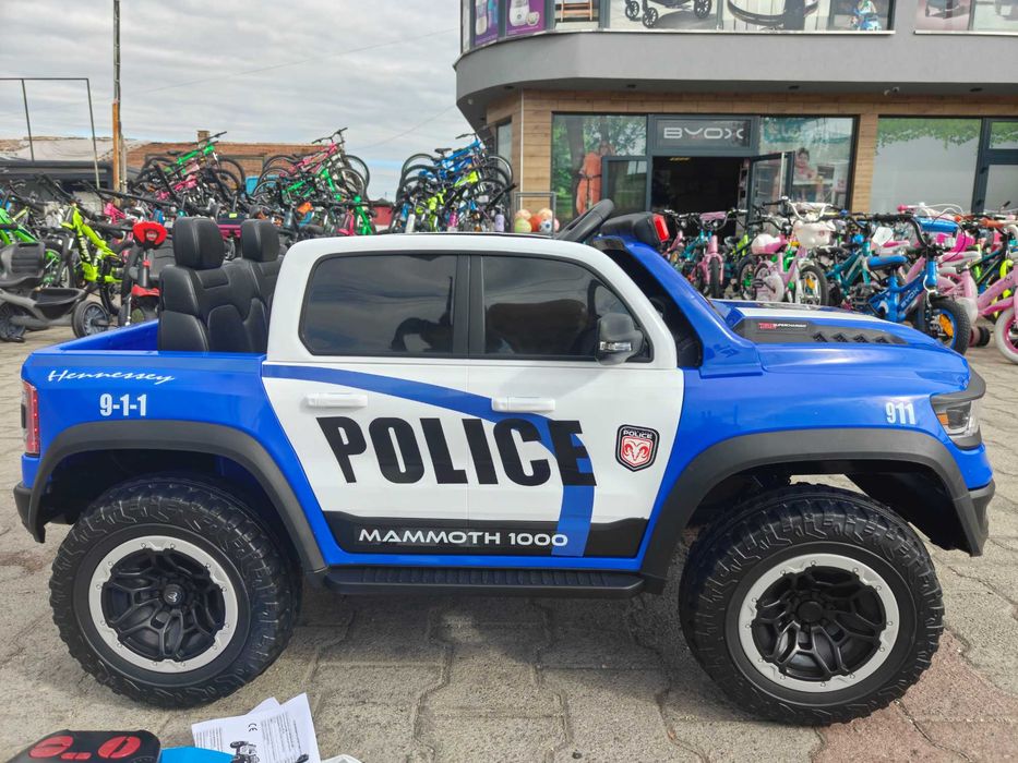 RAM Акумулаторен джип Mammoth POLICE