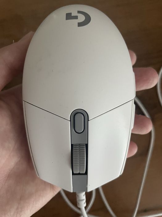 Игровая мышь Logitech G102 LightSync белый