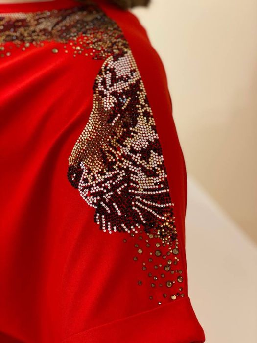 Футболка женская