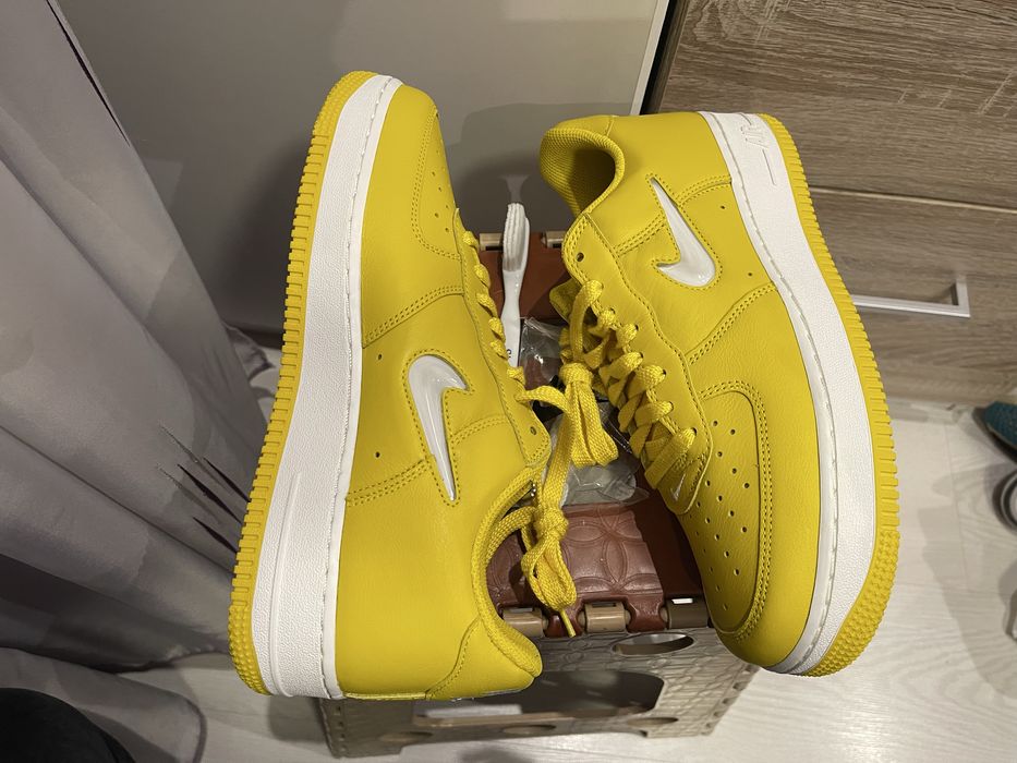 42 Маратонки Nike Air Force 1 Low Jewel Colour of the Month Yellow NBA