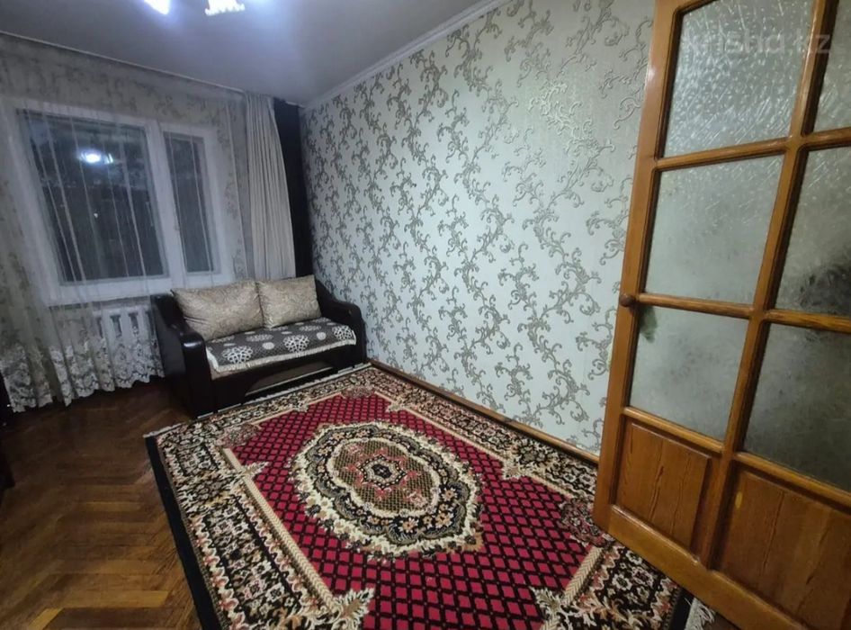 Продам 4-комнатную квартиру