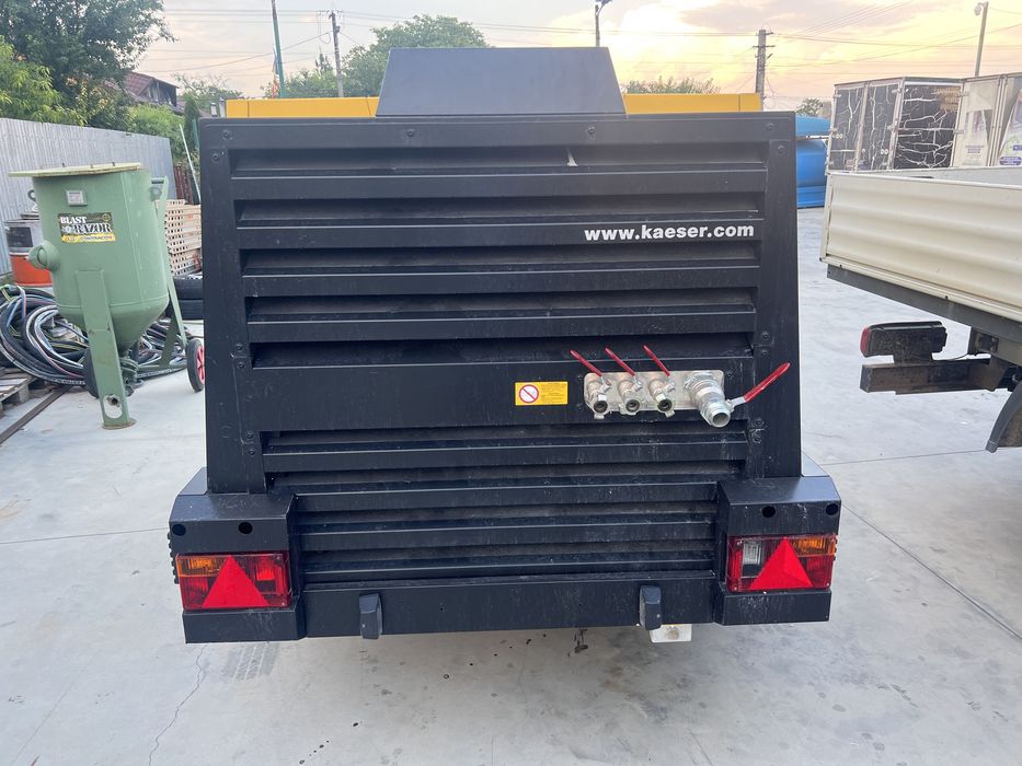Vand / Inchiriez Motocompresor Kaeser M125 ( compair , atlascopco )