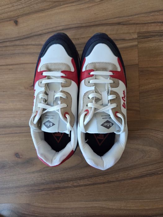 Дамски маратонки Lee Cooper