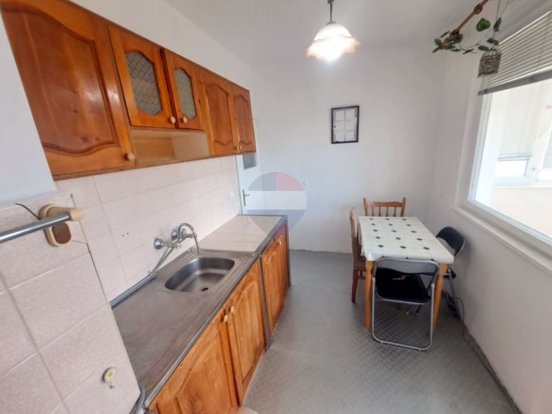 Продава се Двустаен апартамент в Варна, Левски - 40 кв.м за 2750 €/кв.м - Снимка #8