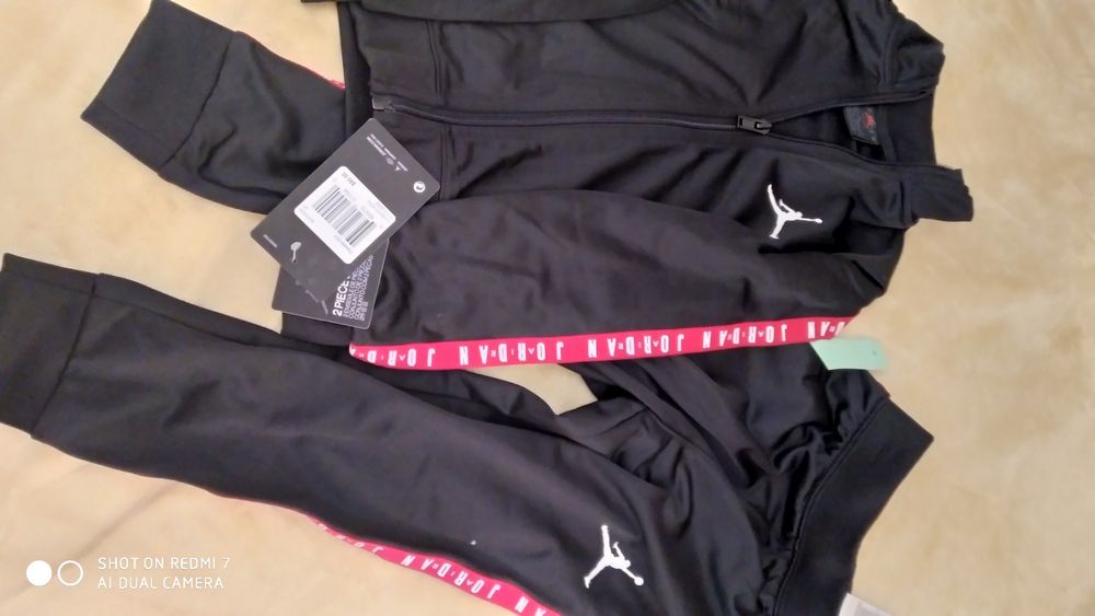 Продам костюм для мальчика