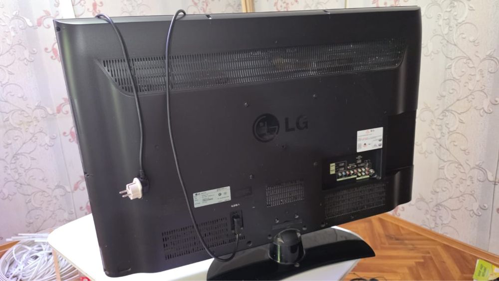 Телевизор LG    TV  1/65