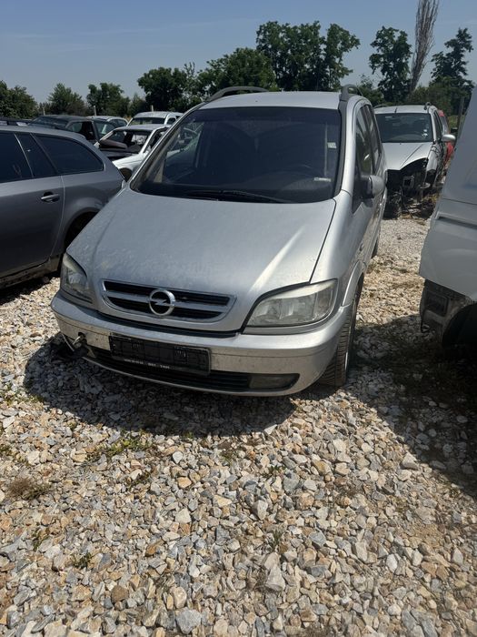 Opel Zafira a 2.0 DTI