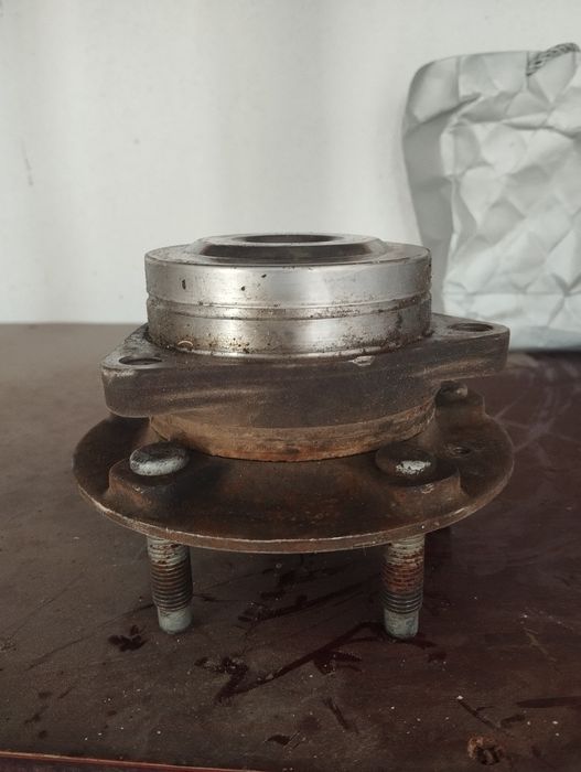 Малибу 2 орка почемник сотилади