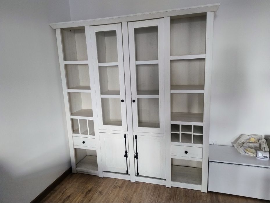 Vitrina mobilier de living