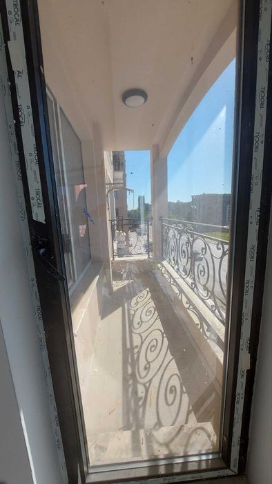 Продава се Тристаен апартамент в Пловдив, Христо Смирненски - 126 кв.м за 1250 €/кв.м - Снимка #10