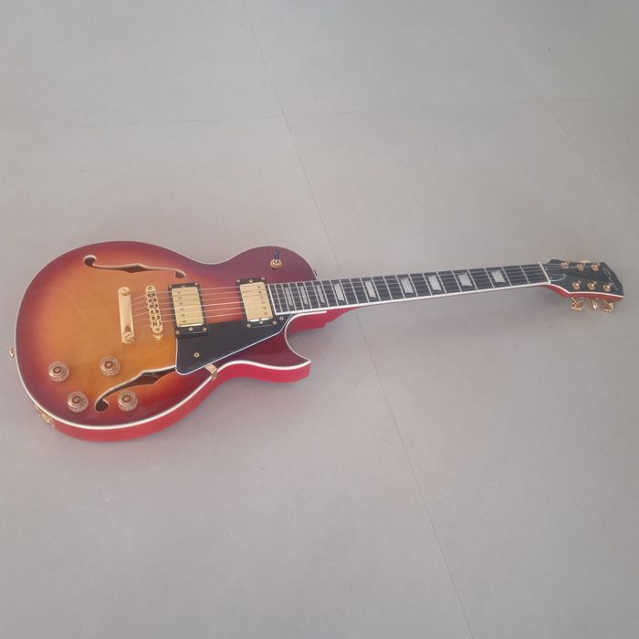 Электрогитара новая