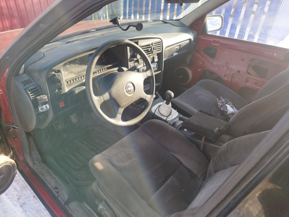 Опель омега А 1991 года