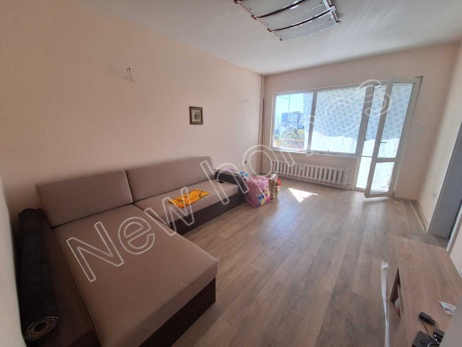 Продава се Тристаен апартамент в Пловдив, Тракия - 68 кв.м за 1374 €/кв.м - Снимка #2