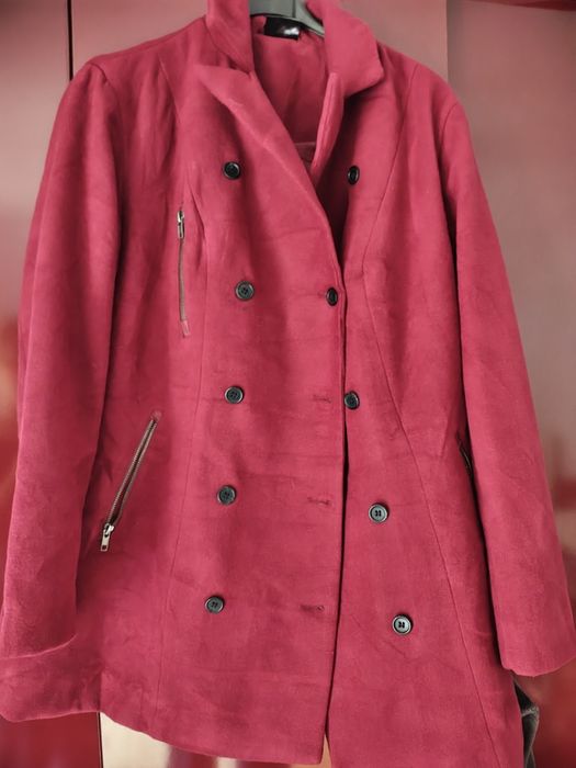 Palton dama aproape nou