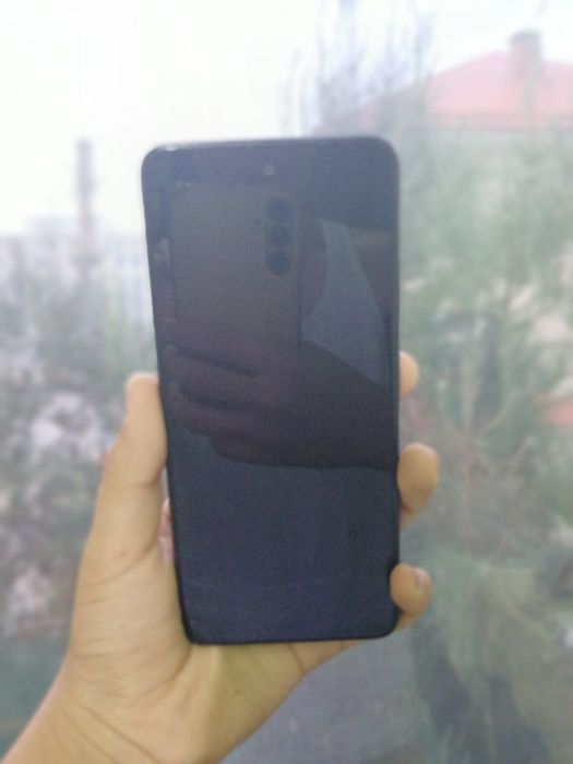 infinix 8 smart plus 900.000sum oplata naxt pul bilan