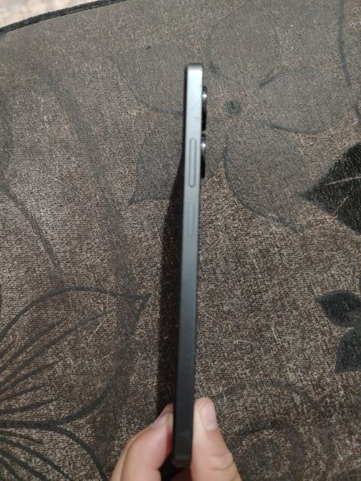 Продаю телефон срочно REALMI NOTE 60 X