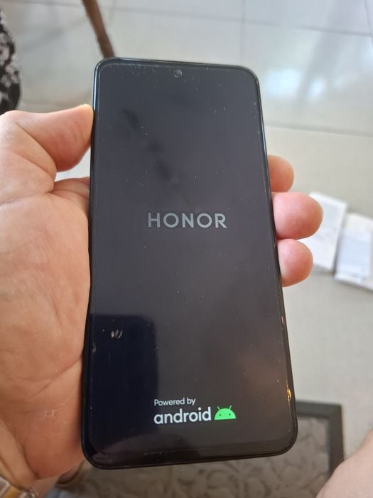 Honor 90 Lite като нов