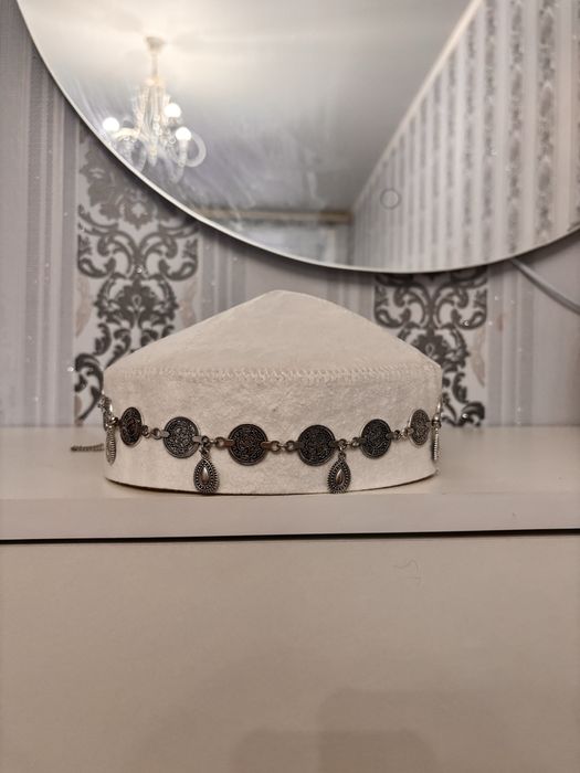 Национальные украшения