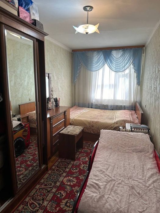 (К87) Срочно Продаётся 2-х комнатная Квартира на Максима Горького