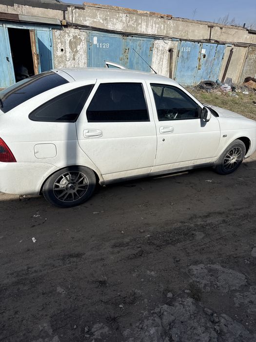 Продам комплект дисков с резиной Лада