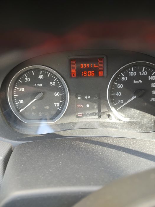 Vând Logan 1,4 benzină și GPL