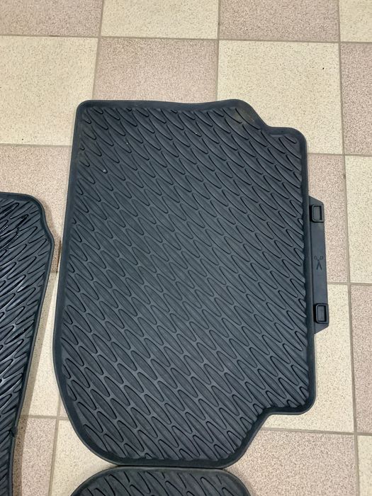 Presuri covorase Bmw f10 / f11 seria 5 cauciuc tavita originale