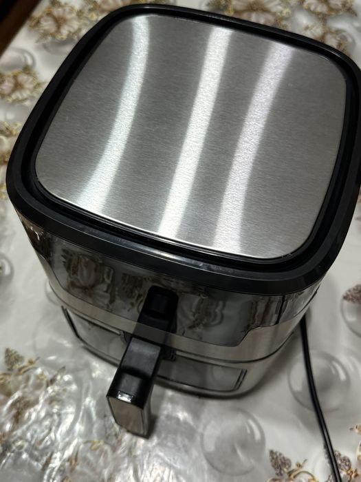 Аэрогриль 5 л, 10 программ, 1350 Вт